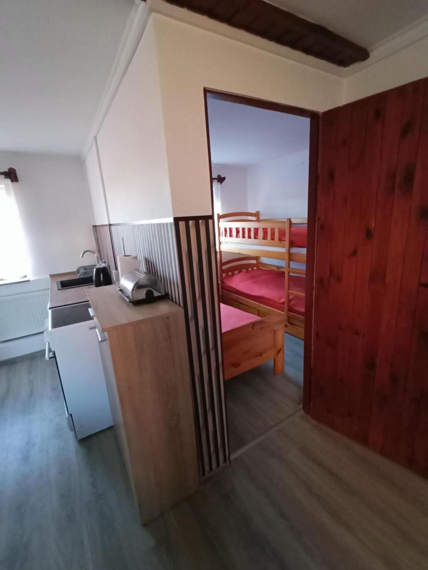 Malinowy Gaj - Agroturystyka Z Alpakami I Innymi Zwierzetami Swietajno  Luaran gambar
